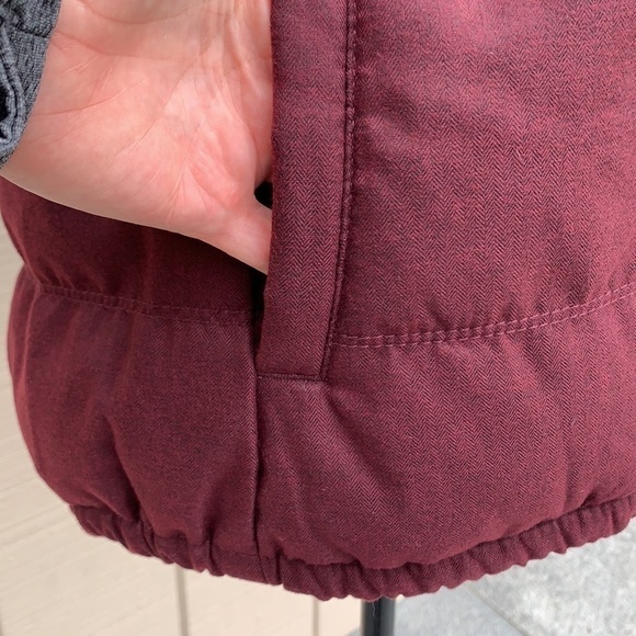 old Navy Textured Frost Free Puffer Vest - Picture 2 of 11